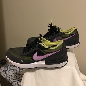 🔥Best offers, Nike’s size 6Y, see photos, very clean, lightweight, mesh/suede